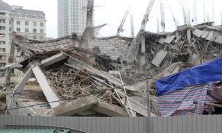 Sập giàn đổ bê tông chung cư, 2 công nhân tử vong