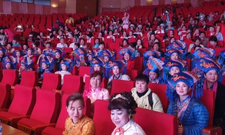 Dừng toàn bộ hoạt động văn hoá cho 600 khách Trung Quốc ở cung cá heo Quảng Ninh