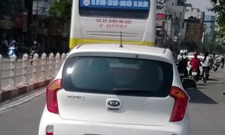 Kia Morning gắn biển ngũ quý 9