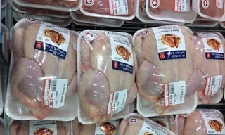 Giá gà tăng nhanh do tạm ngừng nhập từ Mỹ