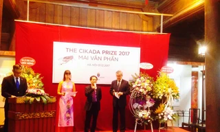 Bao giờ chạm… Nobel?