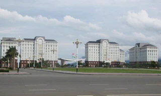 Trụ sở UBND tỉnh Lai Châu nằm trong trung tâm hành chính - chính trị. Ảnh: Hồng Vĩnh.