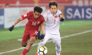 Hồng Duy (số 7) đã chơi rất ấn tượng, giúp U23 Việt Nam thắng U23 Qatar.