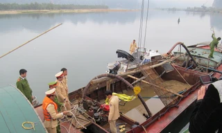 Lỗ hổng cát, sỏi