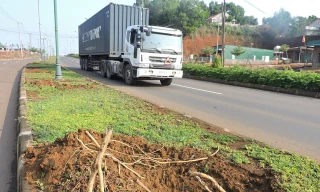 Quốc lộ 14 sạch bóng sò đo cam.