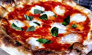 Chu cấp tiền hỗ trợ con bằng … pizza 