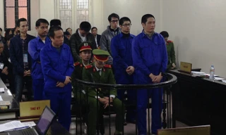 Các bị cáo tại tòa.