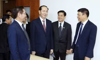 Chủ tịch nước Trần Ðại Quang đến thăm và làm việc với Ðảng đoàn, Ban Thường vụ Liên đoàn Luật sư Việt Nam. Ảnh: TTXVN.