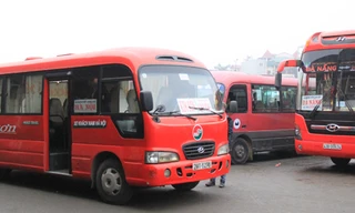 Trước đây, xe khách vào bến phải có sự đồng ý của sở GTVT địa phương, song nội dung này đã được Bộ trưởng Thăng chỉ đạo xóa bỏ sau khi có quy hoạch luồng tuyến vận tải. Ảnh: minh họa-Vnexpress