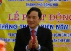 Vợ và con thăng tiến 'thần tốc', Phó Bí thư bị điều chuyển công tác