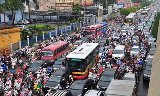Đề án hạn chế xe cá nhân tại Hà Nội: Thu phí ô tô vào nội đô