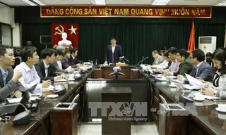 Họp khẩn phòng chống dịch cúm gia cầm