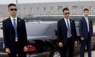 Nghề vệ sỹ ngày càng thịnh tại Trung Quốc.