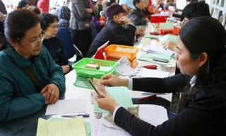 Bộ LĐ-TB&XH sẽ tiếp tục trình Quốc hội đề xuất tăng tuổi nghỉ hưu. Ảnh: Như Ý.