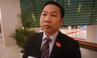 ĐB Lưu Bình Nhưỡng (Đoàn Bến Tre). 