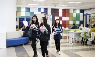 Mục tiêu của đề án là đến năm 2020 đa số thanh niên Việt Nam tốt nghiệp trung cấp, cao đẳng, đại học có đủ năng lực sử dụng ngoại ngữ độc lập​. Ảnh: Nhật Minh.