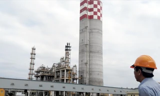 Dự án Nhà máy Đạm Hà Bắc, một trong bốn dự án thua lỗ nghìn tỷ đồng. Ảnh: Lương Bằng.