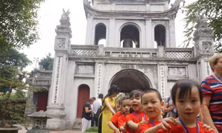 Văn Miếu Quốc Tử Giám cần được thay máu cả phần vỏ kiến trúc lẫn hoạt động đi kèm Ảnh: Toan Toan.