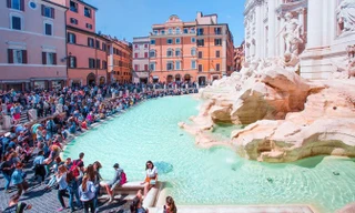 Đài phun nước Trevi.