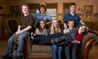 Anh chị em sinh 7 kỷ niệm sinh nhật thứ 17