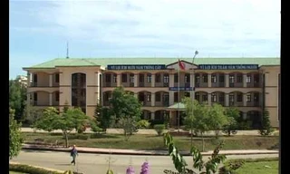 Đơn vị sự nghiệp công lập: Vẫn “phình” như thời bao cấp