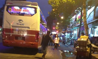 Hãng xe Thành Bưởi chạy tuyến cố định dạng hợp đồng.