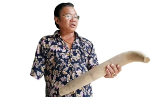 Bị cụt một tay nhưng cách lão nông tài hoa Phan Văn Chánh vươn lên khiến nhiều người thán phục.