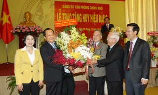 Nguyên Thủ tướng Phan Văn Khải tại lễ trao tặng Huy hiệu 55 năm tuổi Đảng, ngày 8/12/2014, tại TPHCM. Ảnh: TTXVN.