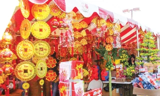 Gian hàng Tết của người Việt ở hải ngoại.