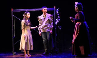 Đạo diễn hy vọng trong quá trình luyện tập, lo lắng về diễn viên vơi đi nhiều​. Ảnh: Kim Thúy.