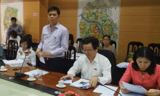 Trưởng đoàn giám sát, ông Ngọ Duy Hiểu phát biểu tại buổi làm việc.