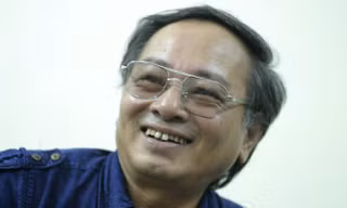 Nhà thơ Trần Ninh Hồ.