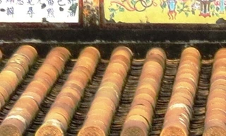 Độc đáo thơ văn trên kiến trúc cung đình Huế