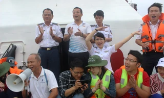 Các hoạt động hướng về biển, đảo sẽ được tuổi trẻ toàn quân tiếp tục thực hiện trong chiến dịch tình nguyện hè 2016. Ảnh: Nguyễn Minh.