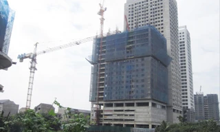 Công trình chỉ bị đình chỉ toàn diện khi đã kịp thi công 18 tầng không có GPXD.