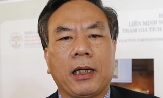 Đại biểu Quốc hội Bùi Đức Thụ trả lời phỏng vấn. Ảnh: Như Ý.