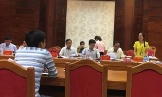 Các ban ngành tỉnh Đắk Lắk đối thoại với thí sinh khiếu nại thi công chức.