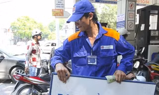 Doanh nghiệp kêu khó, xin tăng thuế xăng dầu