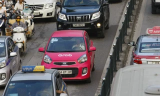 Sự mới mẻ của loại hình kinh tế chia sẻ đang gây bối rối cho các cơ quan quản lý. Ảnh: Như Ý.