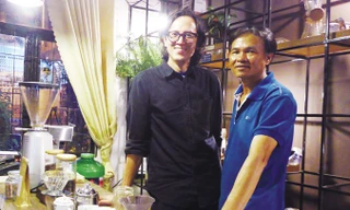 Will và anh Sơn ở Ðà Lạt.