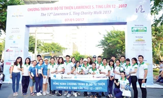 Cán bộ, nhân viên công ty CP tập đoàn Hoà Bình tham gia đi bộ tại Chương trình đi bộ từ thiện Lawrence S. Ting.