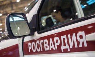 Cận vệ Nga có thể nhìn xuyên tường 