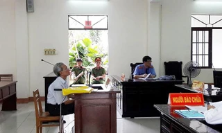 Sẽ xử lý thẩm phán tuyên án treo bị cáo Nguyễn Khắc Thủy