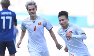 Hàng thủ ÐT Olympic VN đã có trận đấu kín kẽ trước các đợt tấn công của Olympic Nhật Bản. Ảnh: VSI.