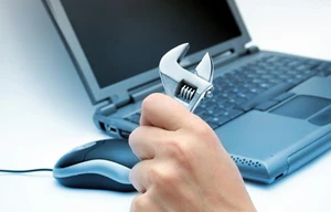 Được giao mật khẩu, tự ý “bán điểm” cho sinh viên