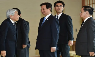 Thủ tướng Nguyễn Tấn Dũng hội kiến Nhật hoàng Akihito. Ảnh: Đức Tám.