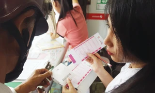 Hầu hết người chơi xổ số là dân lao động.