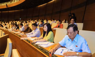 Sáng 12/6, Quốc hội chính thức thông qua Luật tố cáo sửa đổi. Ảnh: Minh Châu.