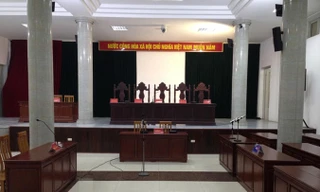 Phòng xử ông Đinh La Thăng được bố trí theo quy định mới.