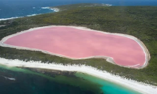 Cảnh quan kỳ lạ, hấp dẫn nhất thế giới 